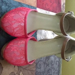 👠 Apt 9 size 8.5 glam clads